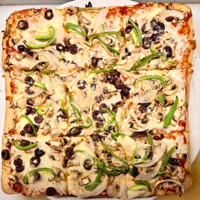 Verde Sicilian Pizza.