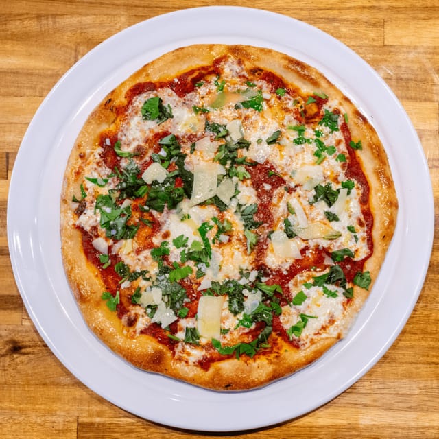 Margherita Pizza.