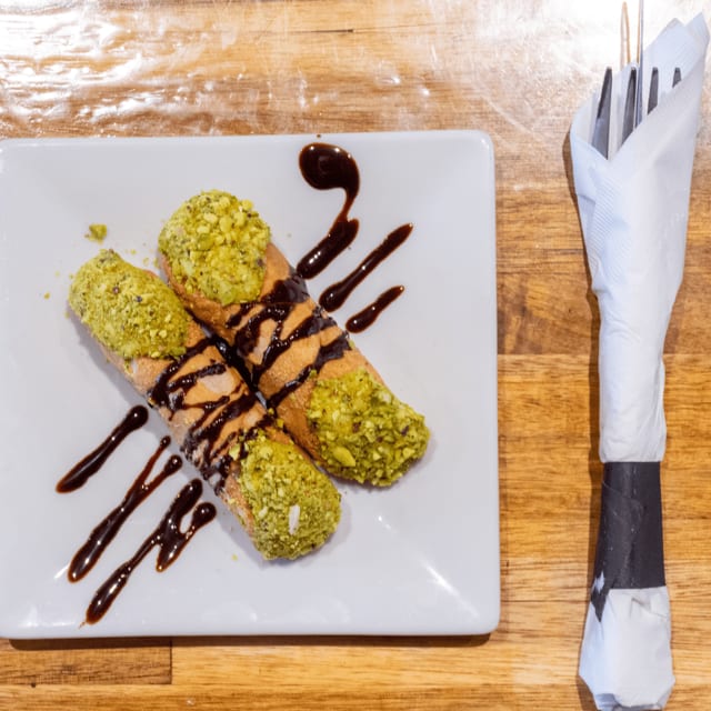 Cannoli (2).